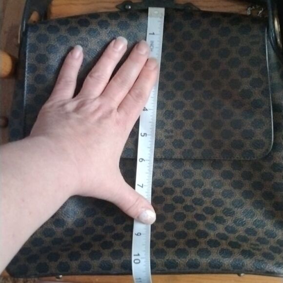 Celine Paris   - Picture 14 of 16